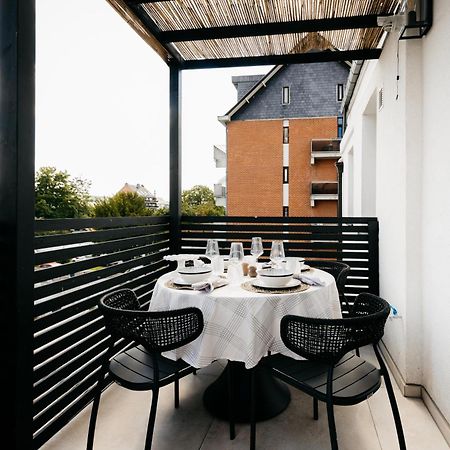 The Edgewater Suites - Skyline Namur Exterior photo